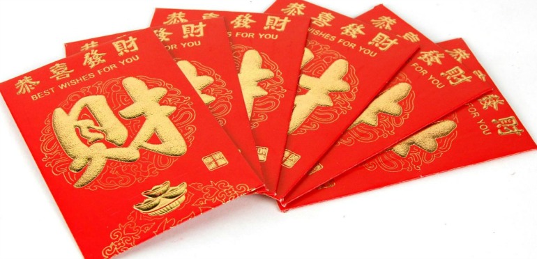 How to Give Chinese New Year Red Envelopes - Lunar New Year